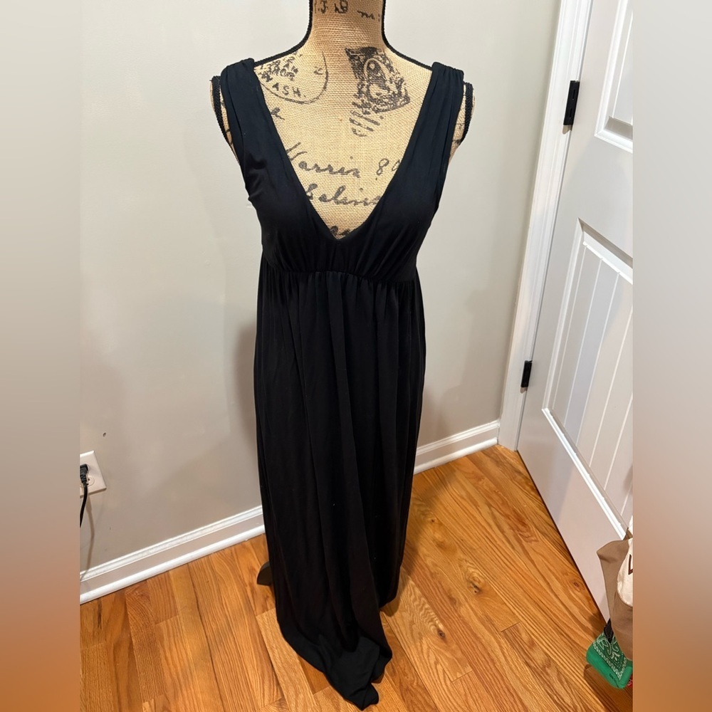⚓️J CREW Black Maxi Dress